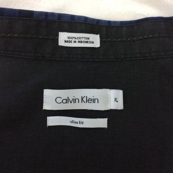 Calvin Klein Men’s XL Shirt - Picture 2 of 3